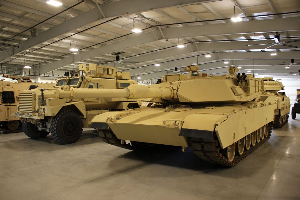 M1A1 ABRAMS MAIN BATTLE TANK - Tucson Military Vehicle Museum