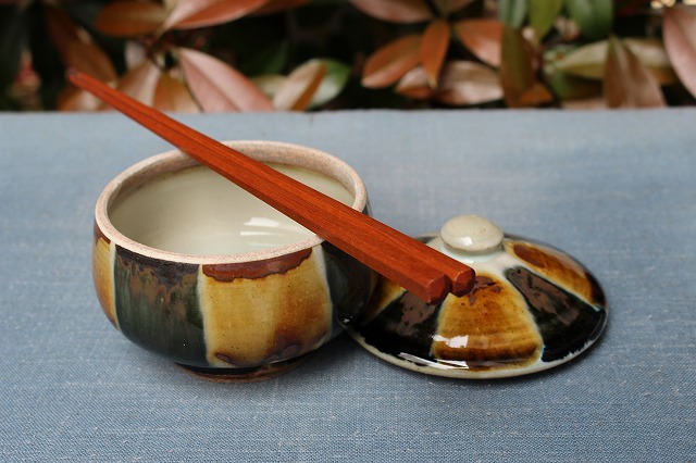 島根県松江市の袖師窯（尾野友彦）の二彩蓋物小 うつわ家膳｜人気作家