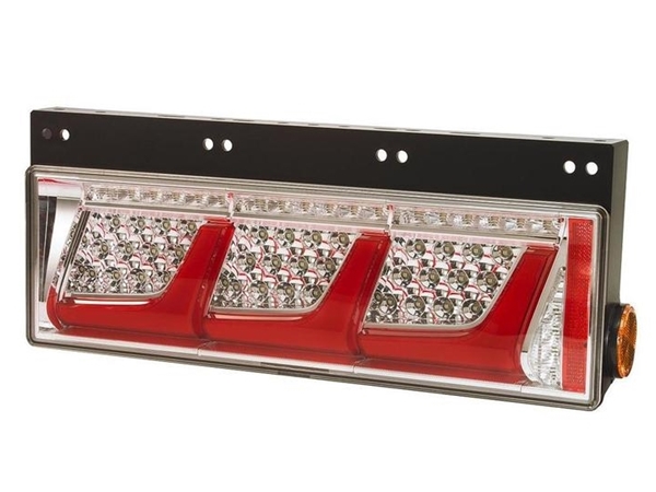 小糸 オールLEDリアコンビネーションランプ 3連の修理交換の注意点を