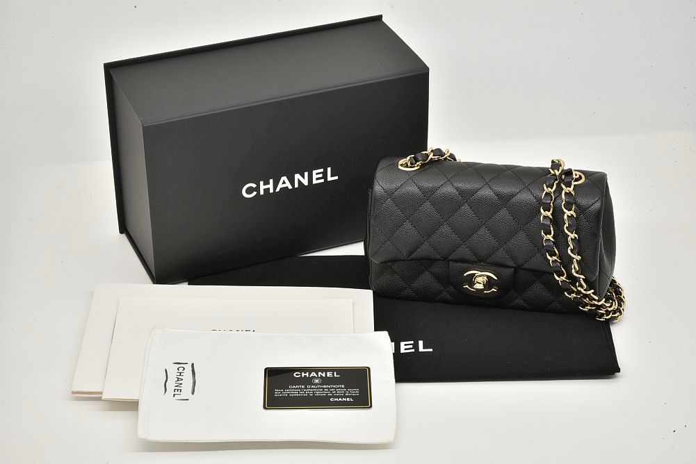 駅南やまご質店オンラインショップ / シャネル CHANEL マトラッセ20