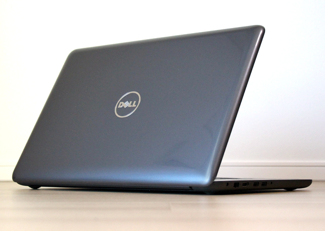 Dell Inspiron 17 5000（5767）のレビュー リーズナブルな第7世代Core