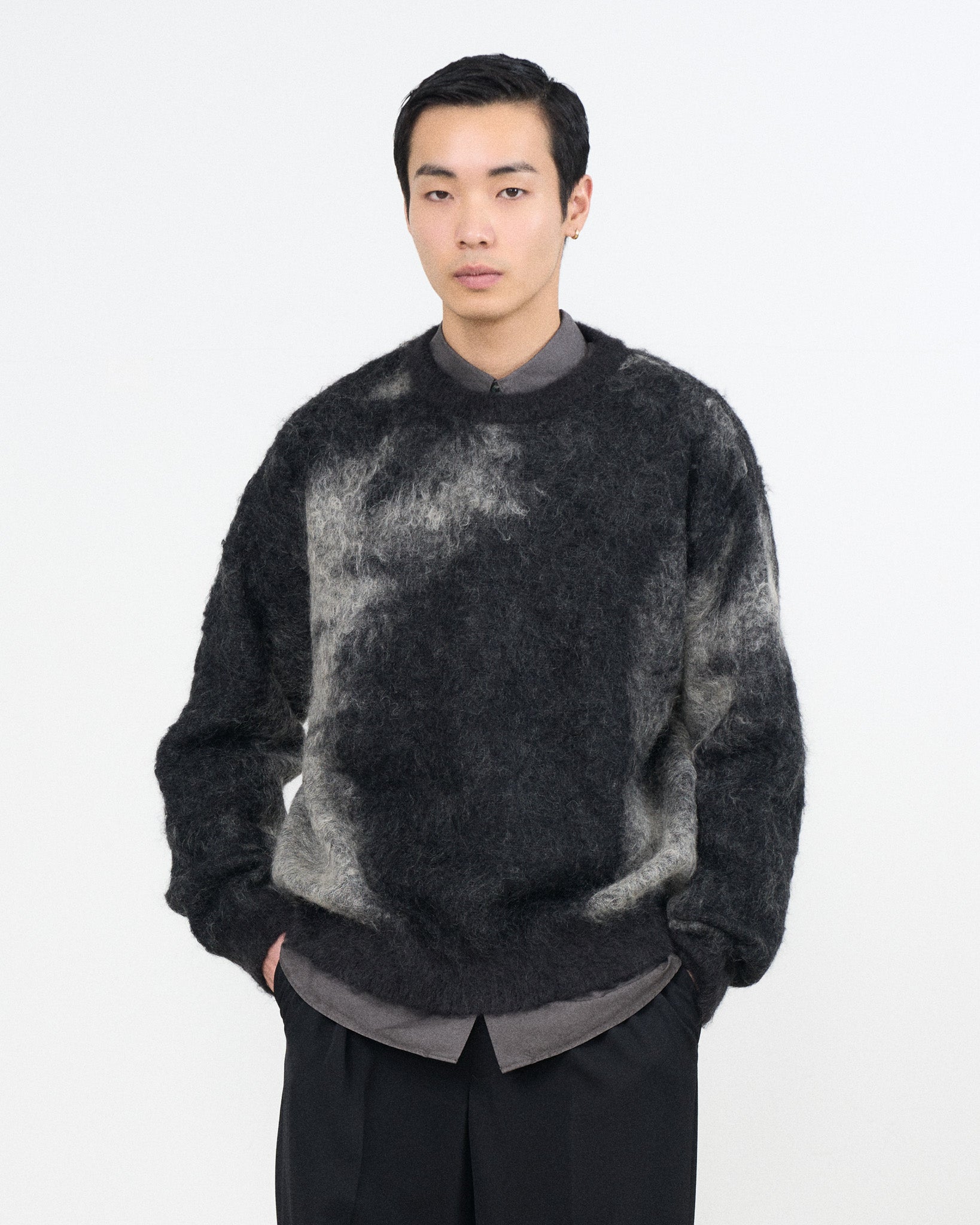 Abstract Jacquard Crewneck Sweater | YOKE Official Website