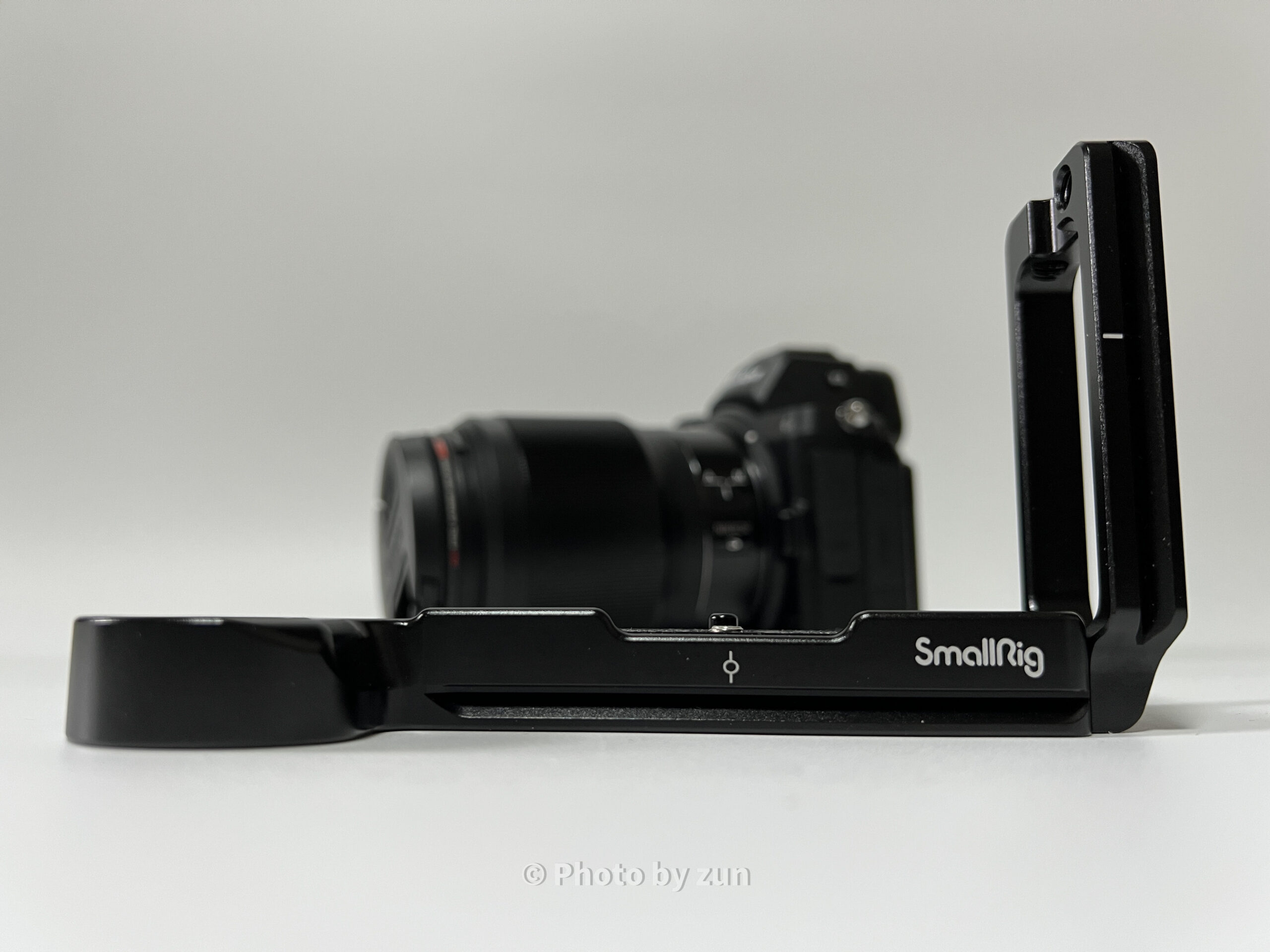 三脚に便利なSmallRigのL字プレートをNikon Z5に付けてみた【レビュー