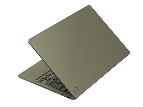 富士通、Windows 11搭載の13.3型世界最軽量634gノート - PC Watch