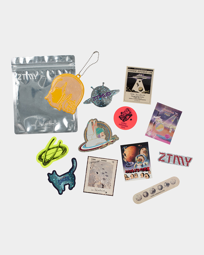 会場限定】COSMIC Sticker Set & GOTOCHI Reflector Key - ZUTOMAYO MART