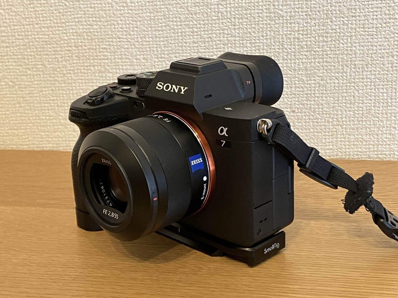 軽さ」に振りきったレンズ。Sonnar T* FE 35mm F2.8 ZA｜yoimonchy