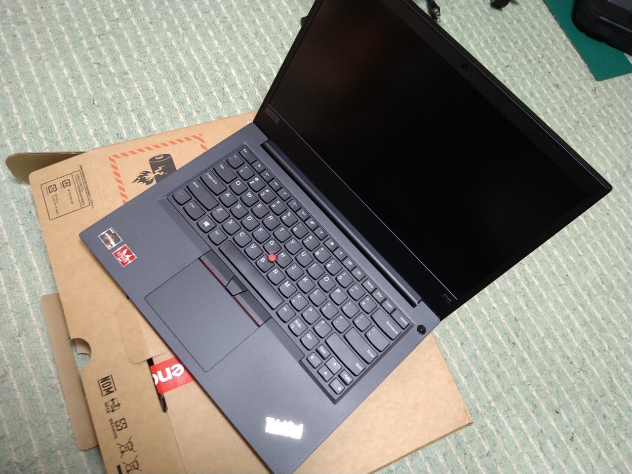 ThinkPad E495に激突しました：ハードウェア周り編｜香月聡司