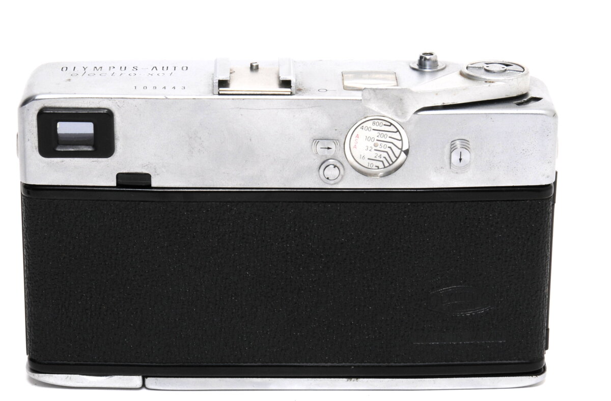 Olympus-Auto electro-set camera w. Zuiko 1,8/4,2cm lens, 149,00 €