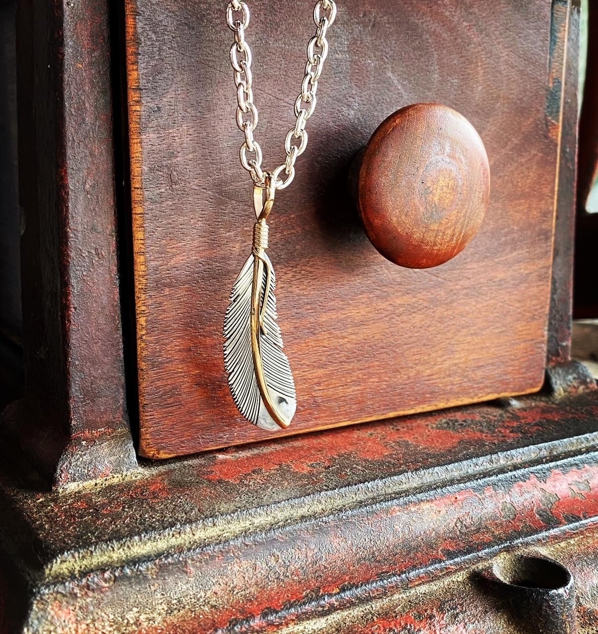 Harvey Mace（ハーヴィー・メイス） 12KGF イーグルフェザーペンダント