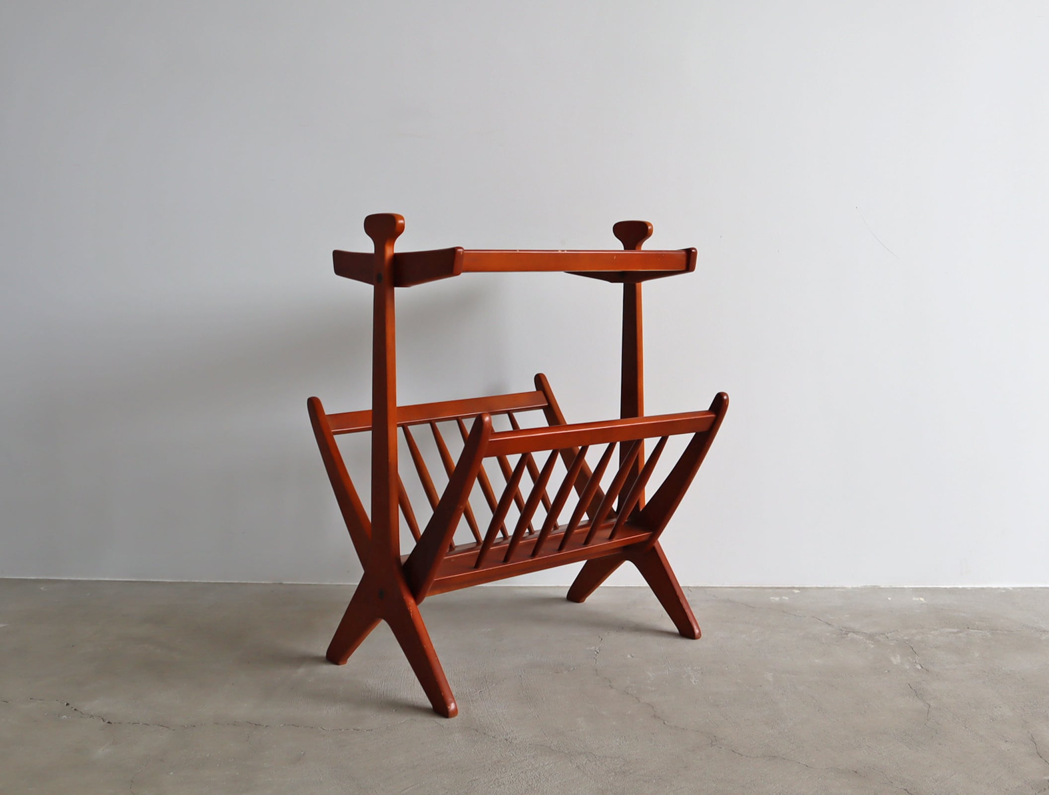 オールド カリモク ヴィンテージ マガジンラック＆サイドテーブル | fismic