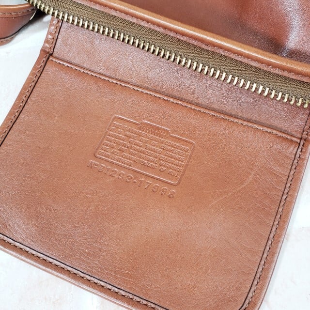 コーチ COACH ☆ クラシック レザー ダッフル ショルダーバッグ A4OK