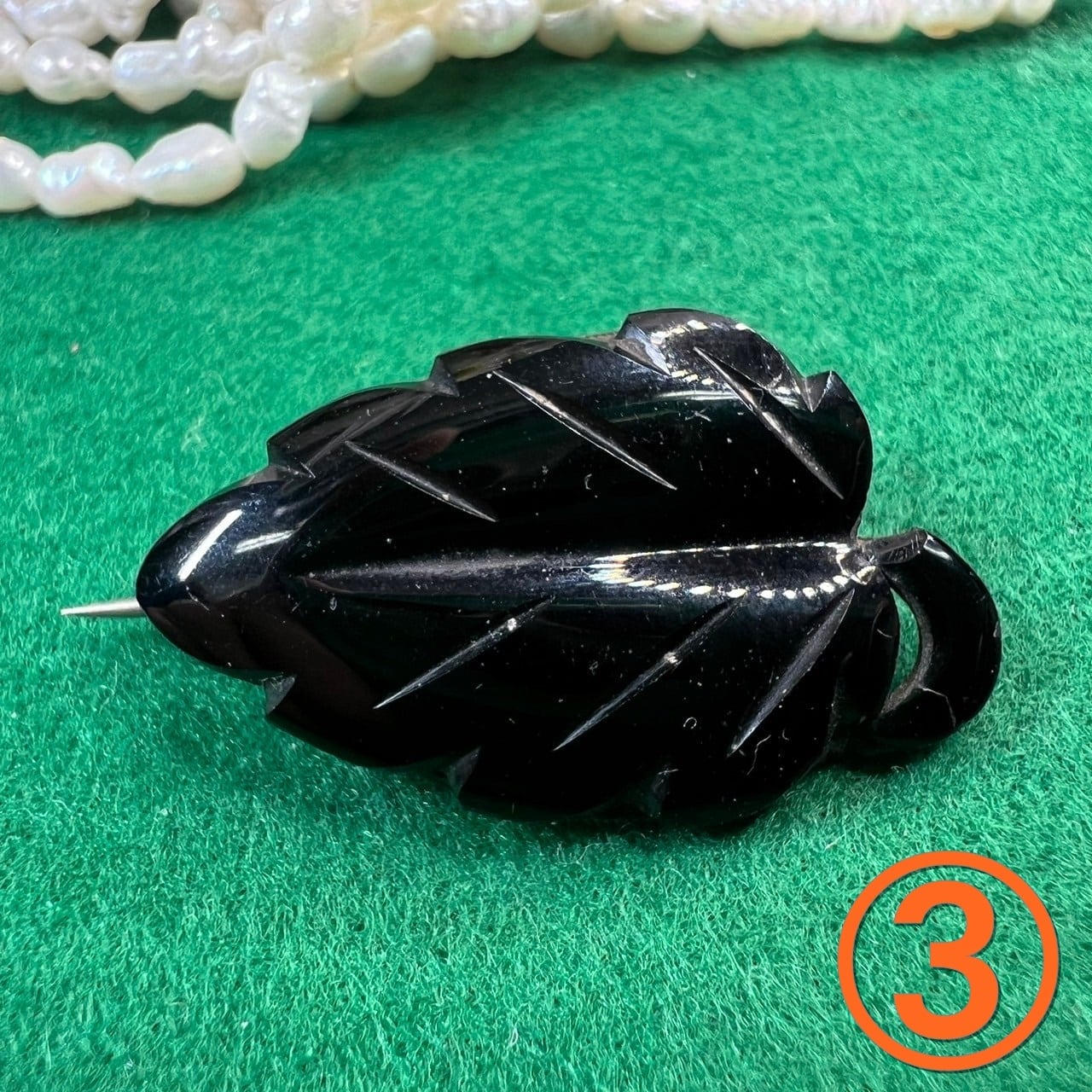 アンティークジュエリー イギリス アンティーク ジェット ブローチ 5