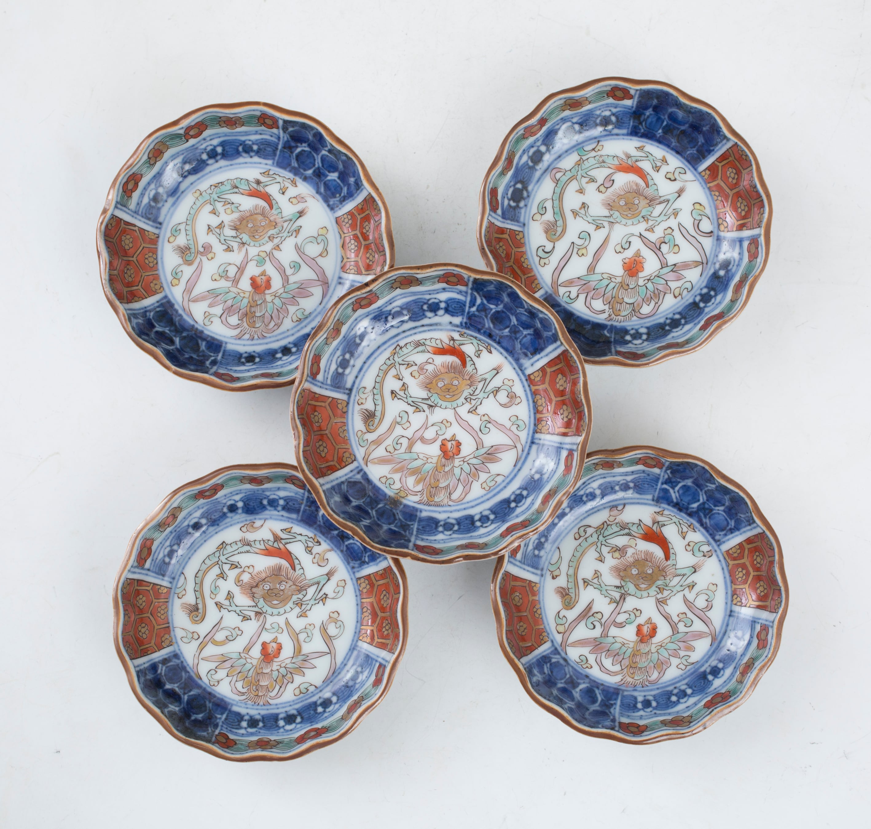 伊万里 色絵 金彩 鳳凰 龍 梅 亀甲 大明成化年製銘 日本古陶磁 豆皿