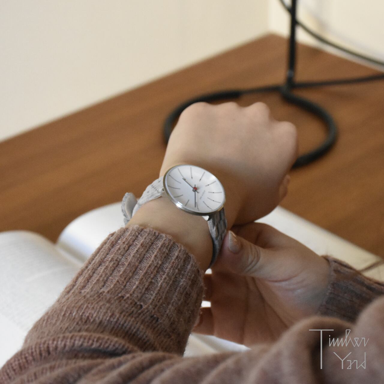 在庫限り】ミナ ペルホネンコラボ Watch / Bankers / ライトグレー