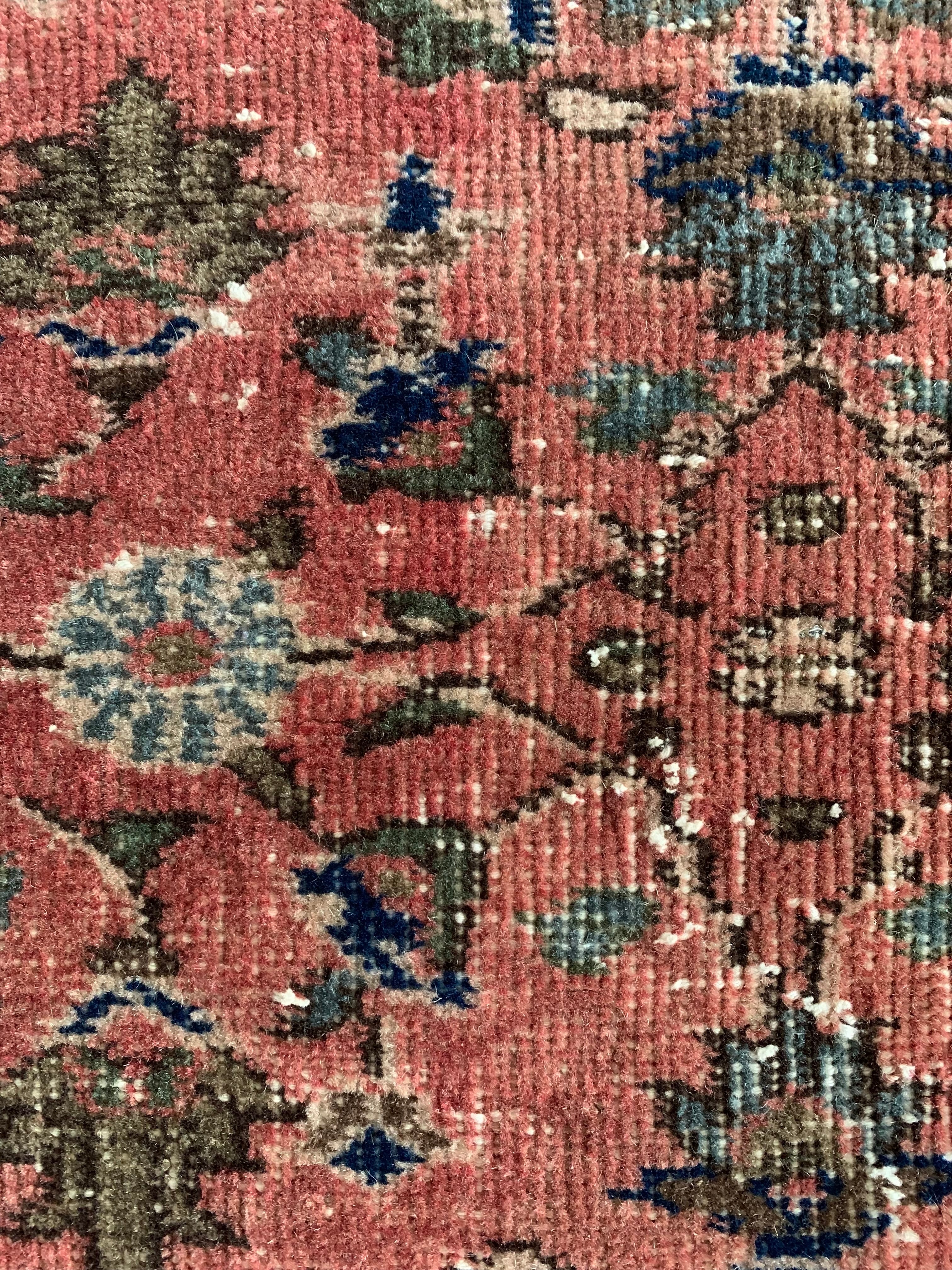 くすみレッド花柄 ヴィンテージラグ | Pay ID