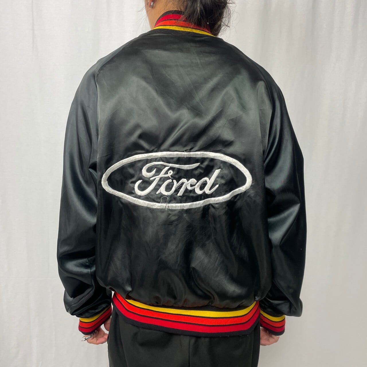 80年代 USA製 Ford 企業ロゴ ワッペン 刺繍 ナイロンサテン スタジャン