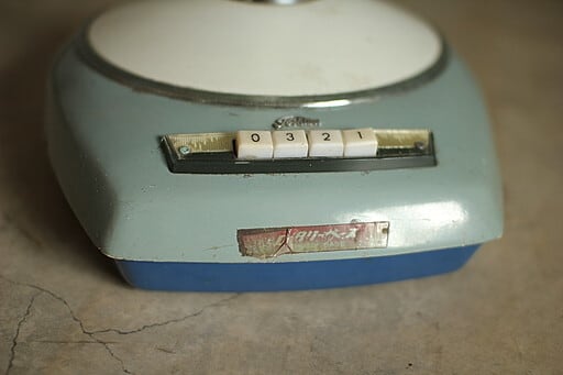 昭和レトロ 東芝 扇風機 ロータリーベース HS型 30㎝ | denbee 古道具