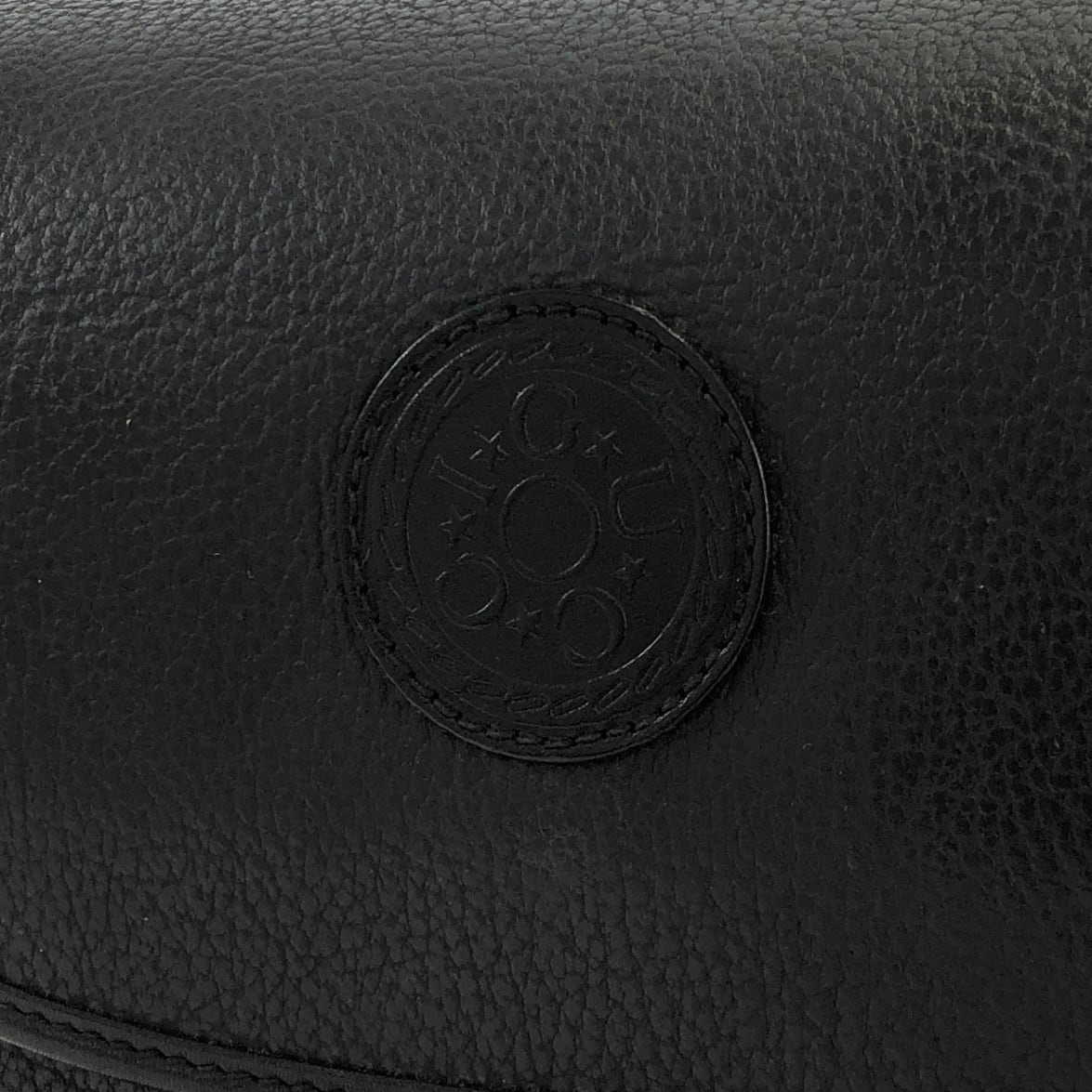 GUCCI グッチ ロゴ型押し エンボスレザー ボックス ミニバッグ