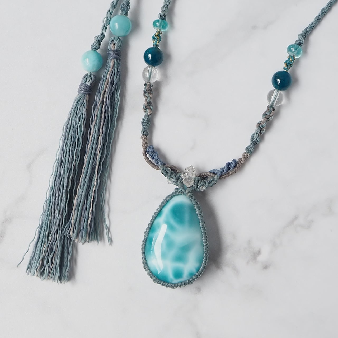 ラリマーのマクラメ編みネックレス § 天然石 § ハンドメイド | 天のしずく
