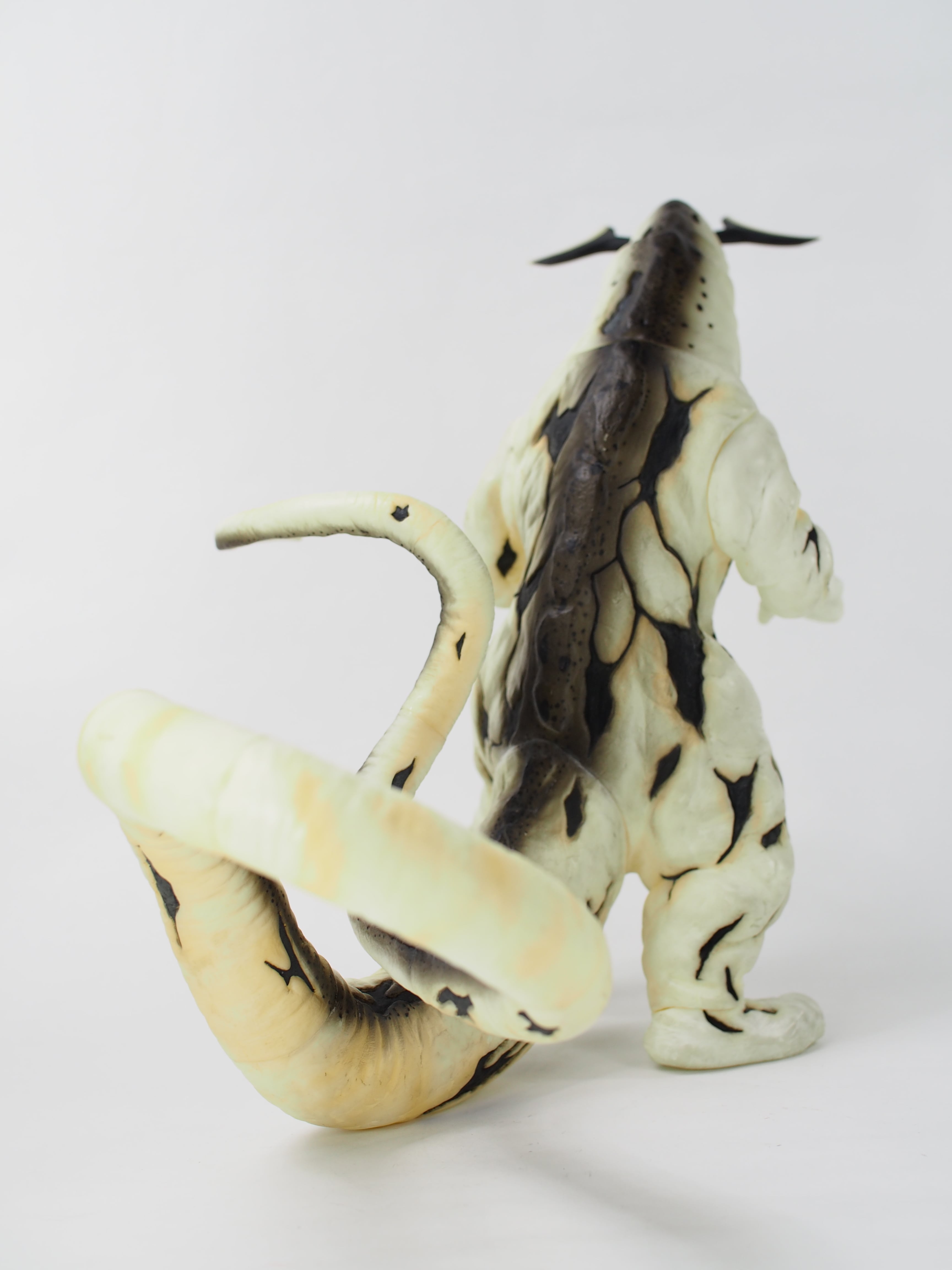 1/6特撮シリーズ Vol.106 宇宙怪獣 エレキング ハイグレード Ver