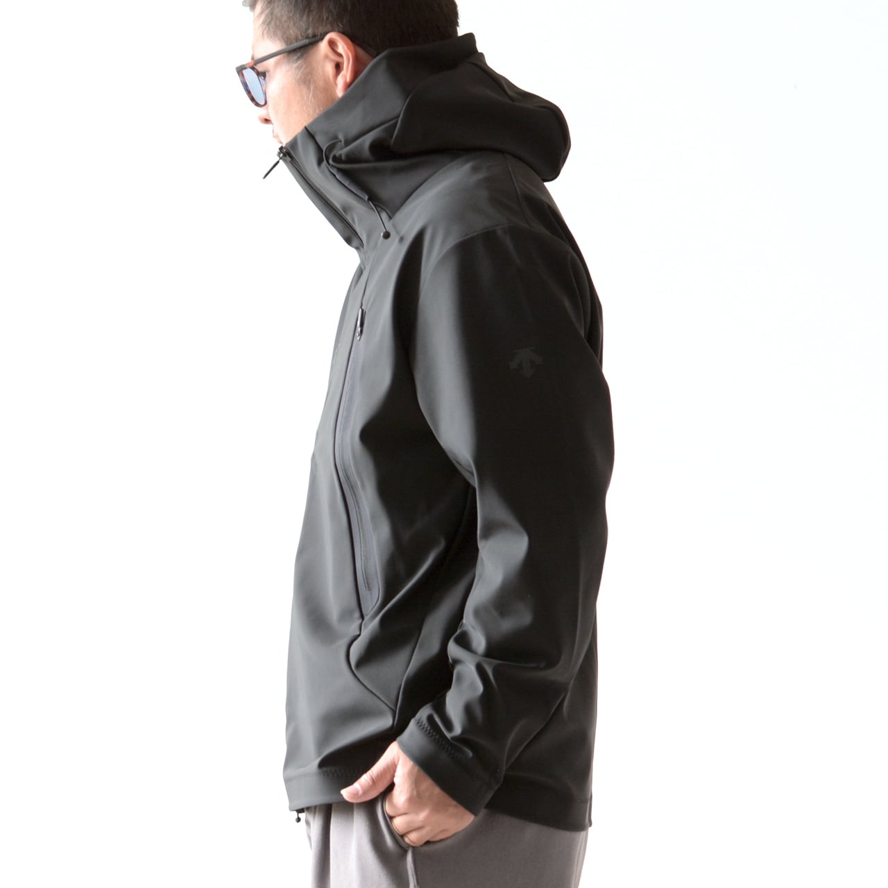 DESCENTE ALLTERRAIN [デサントオルテライン] SOFT SHELL JACKET