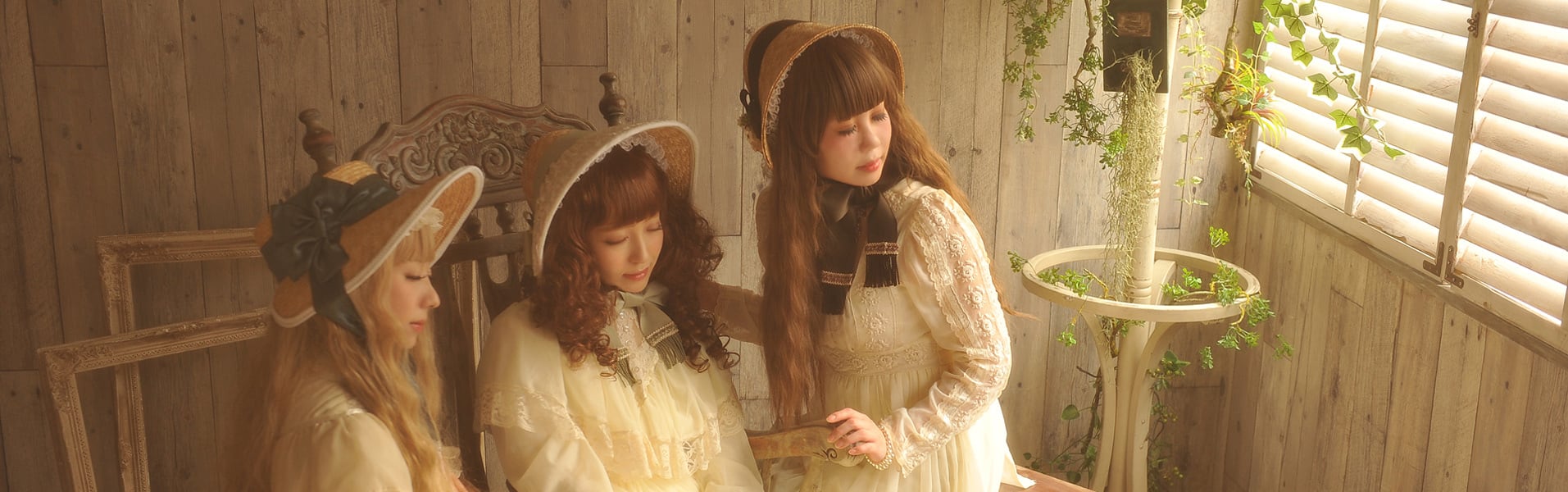 L'aristocratie-ラリストクラシー【Bonnets & Hats】