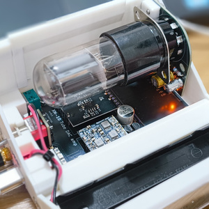 BT-02” Wireless Audio Amplifier /ワイヤレスヘッドホンアンプ