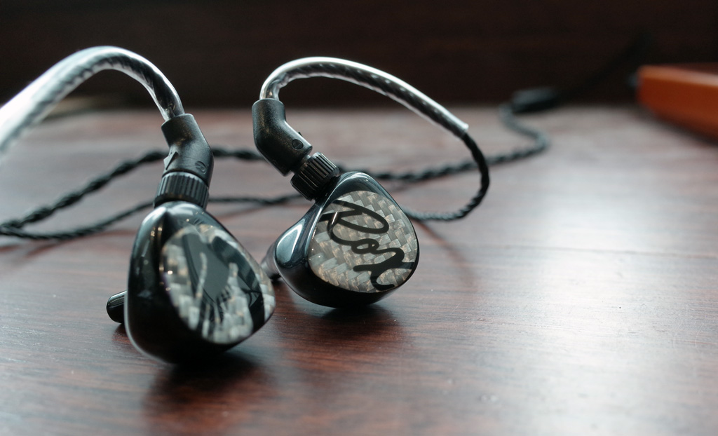 Sandal Audio: JH Audio JH13V2 PRO、JH16V2 PRO、Roxanne PERFORMANCE