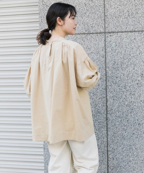 かぐれ（カグレ）の「コットンスモッキングブラウス（シャツ/ブラウス