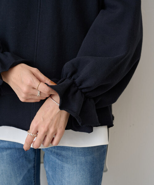 BEARDSLEY（ビアズリー）の「袖口フリルトレーナー（Tシャツ