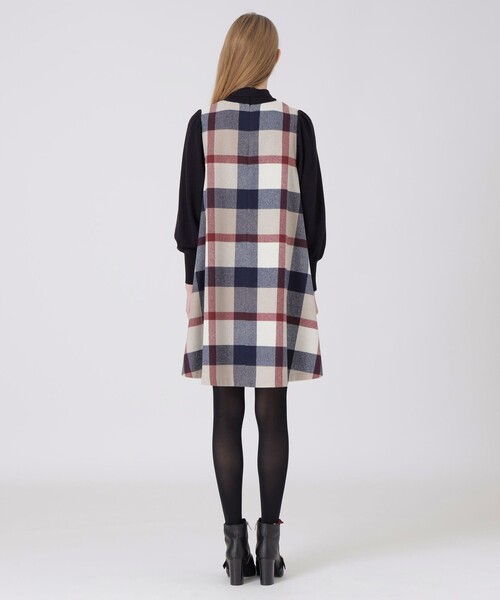 BLUE LABEL CRESTBRIDGE（ブルーレーベルクレストブリッジ）の