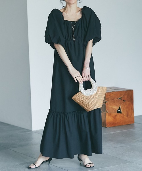 ラブティックボンボン スリットショルダーブラックミニワンピース