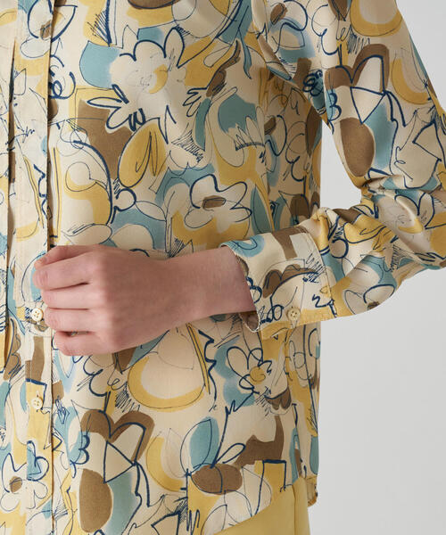 TOMORROWLAND （トゥモローランド）の「メロウフラワープリント