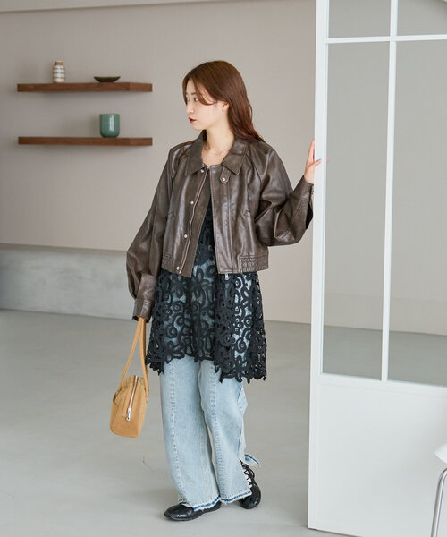 Kastane（カスタネ）の「【2サイズ展開】フェイクレザーショート