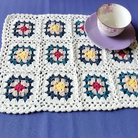 グラニースクエア編み マルチカバー&フリーマット コットン レッド