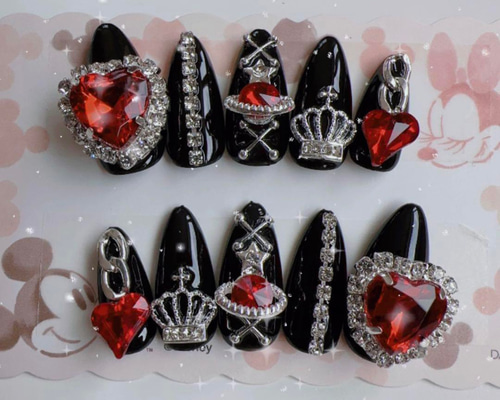 現品】地雷系 量産型 病み メンヘラ 推し レッド ネイルチップ ネイル