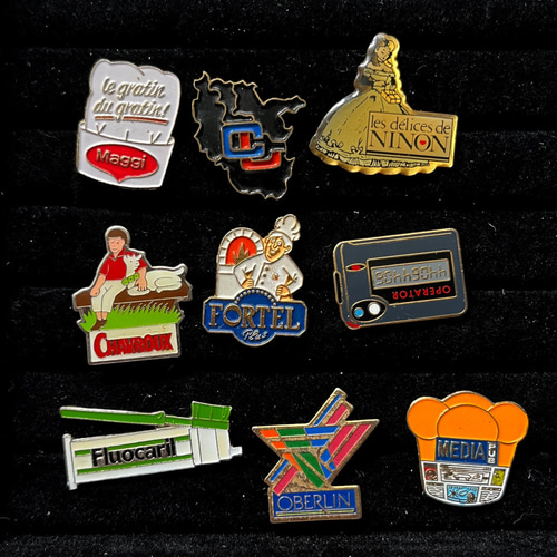 送料無料】19個セット フランス ヴィンテージ ピンバッジ コレクション