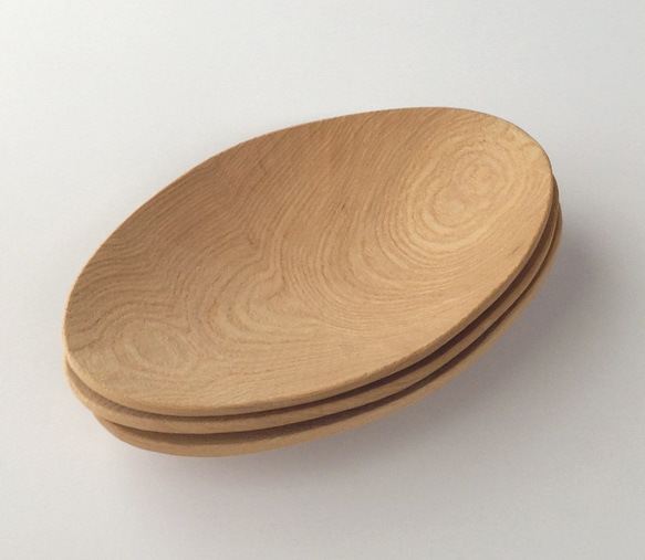 楕円形の木のお皿 タモ材 オーバル型 中皿 木工 木の香 通販 4199726
