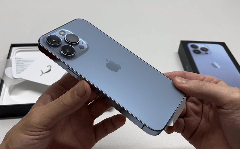 実機写真あり】iPhone 13 Pro シエラブルーのカラー＆デザイン｜比較