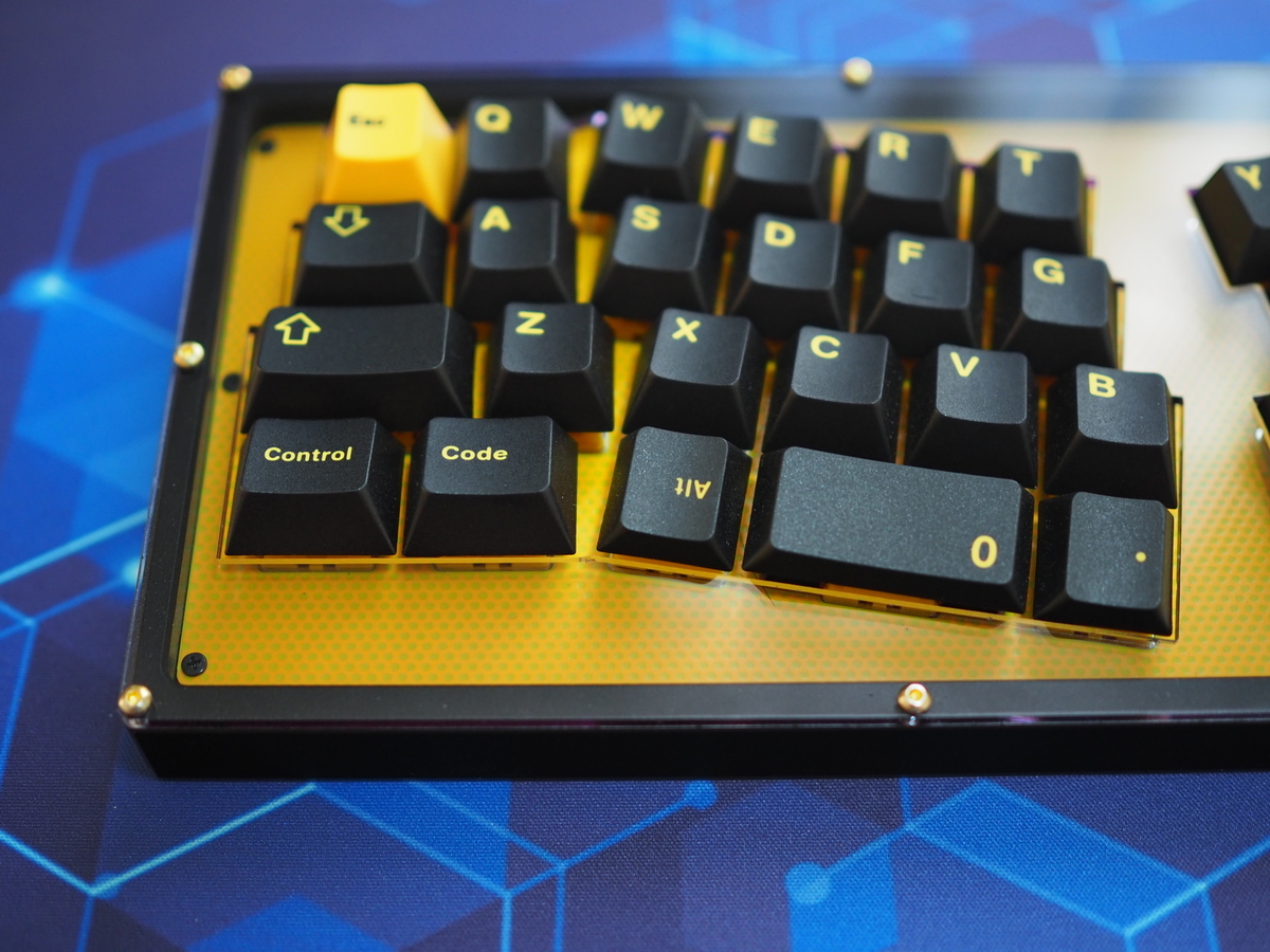 自作キーボード用65%ケース『GL516』を設計した話をするよ！ - 自作