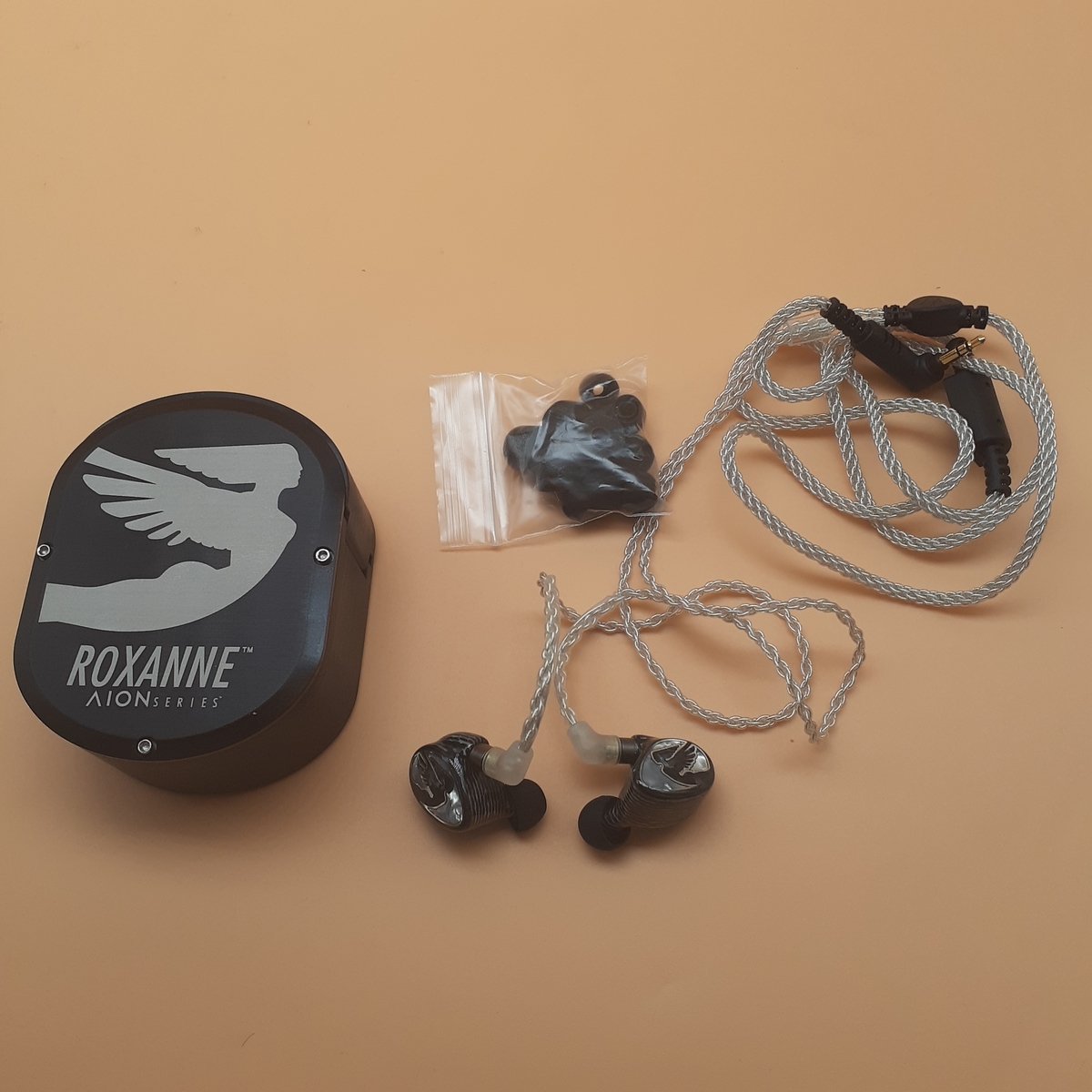 ハイエンドイヤホン JH Audio ROXANNE AION レビュー】高域難聴者向け