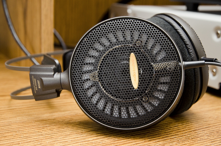 Audio-Technica AIR Dynamic Headphone ATH-AD2000X (Japan Import