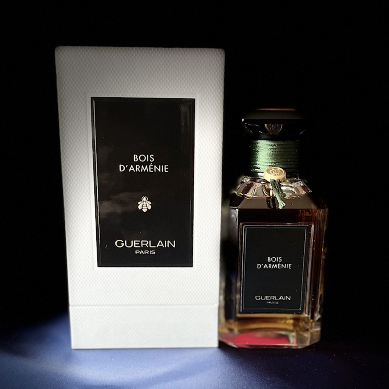 第256夜 Bois d'Armenie - 千一夜香水物語