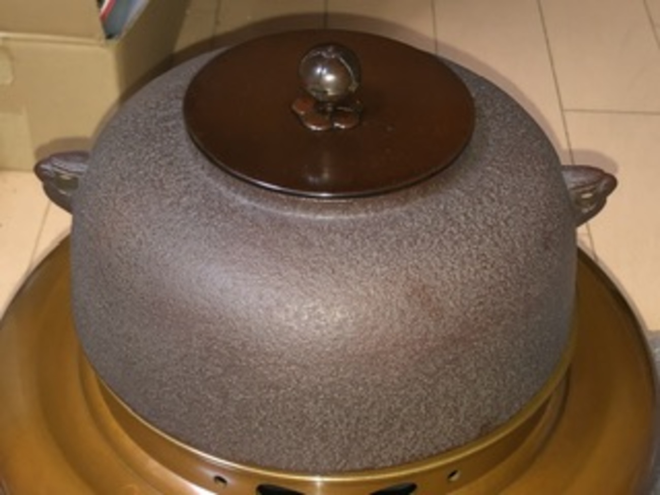 いわくつき人間国宝・高橋敬典 作の鬼面切合釜 と 風炉 - お茶を身近に