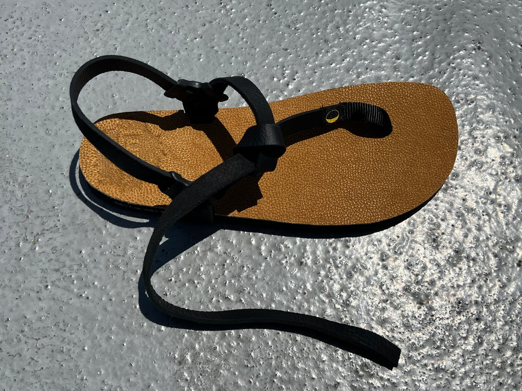 ルナサンダル 》新規取り扱いスタート！セレクトした3モデルをご紹介