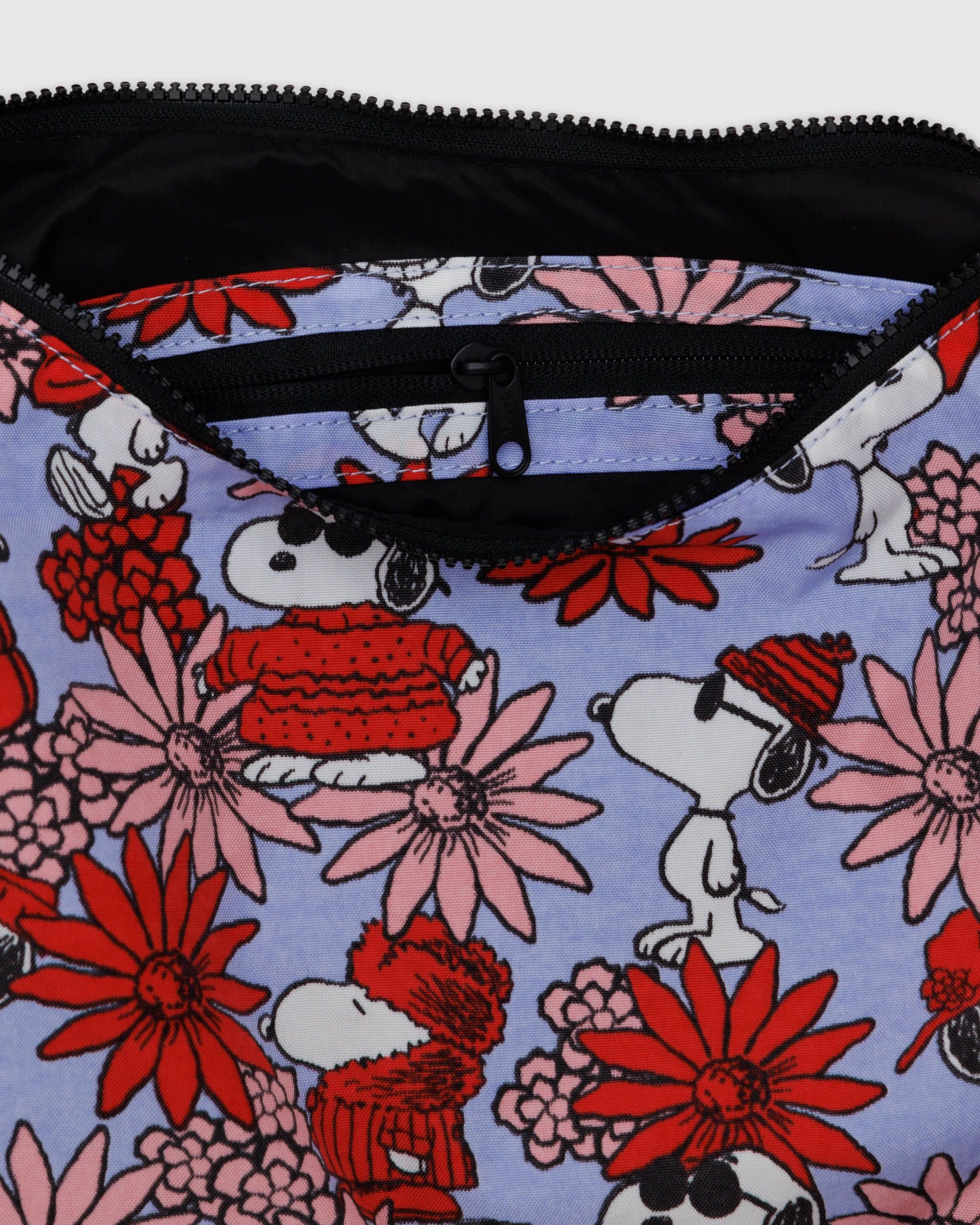 Medium Nylon Crescent Bag Floral Snoopy - Baggu