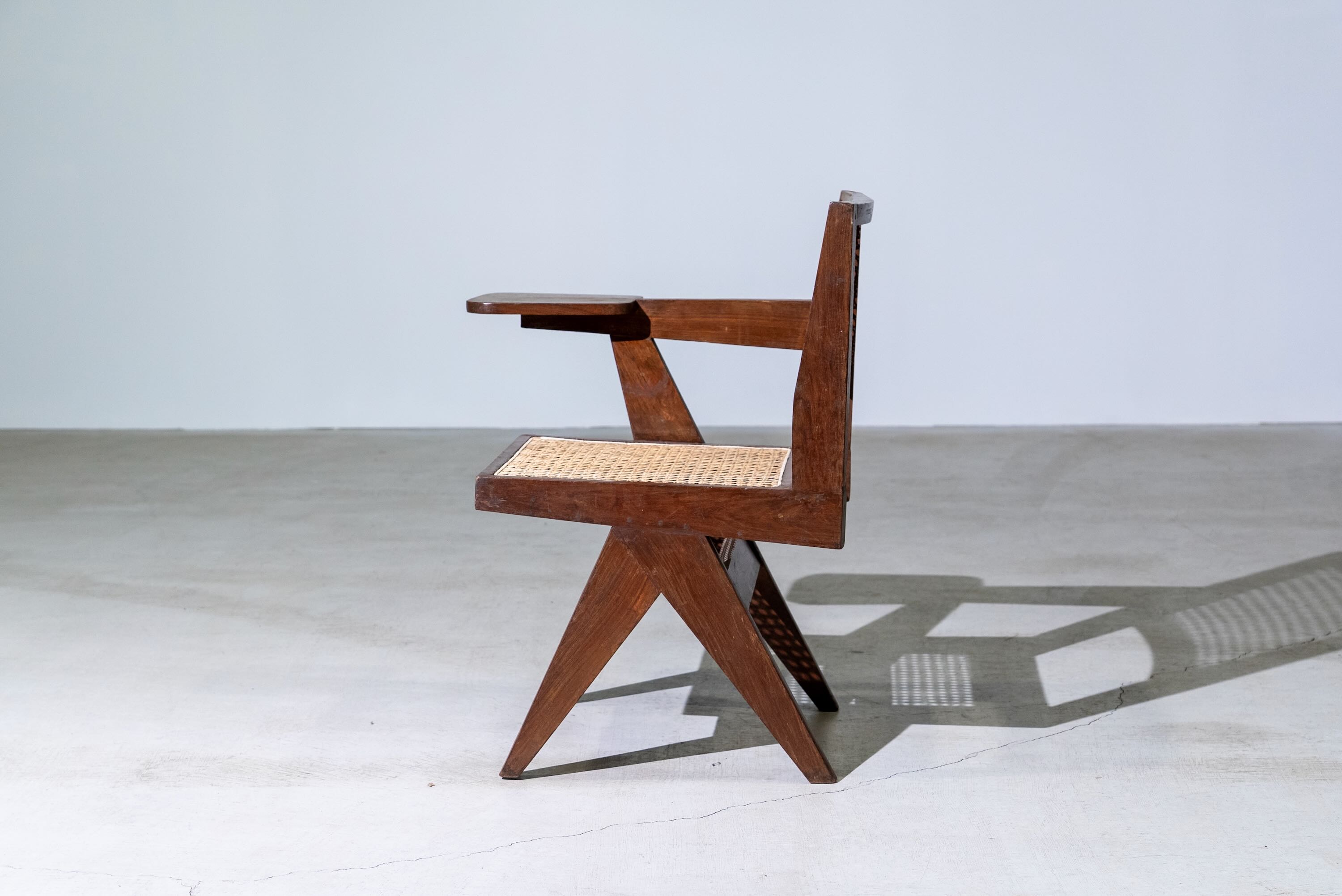 Pierre Jeanneret (ピエール・ジャンヌレ) | Table Chair | Gallery Attic