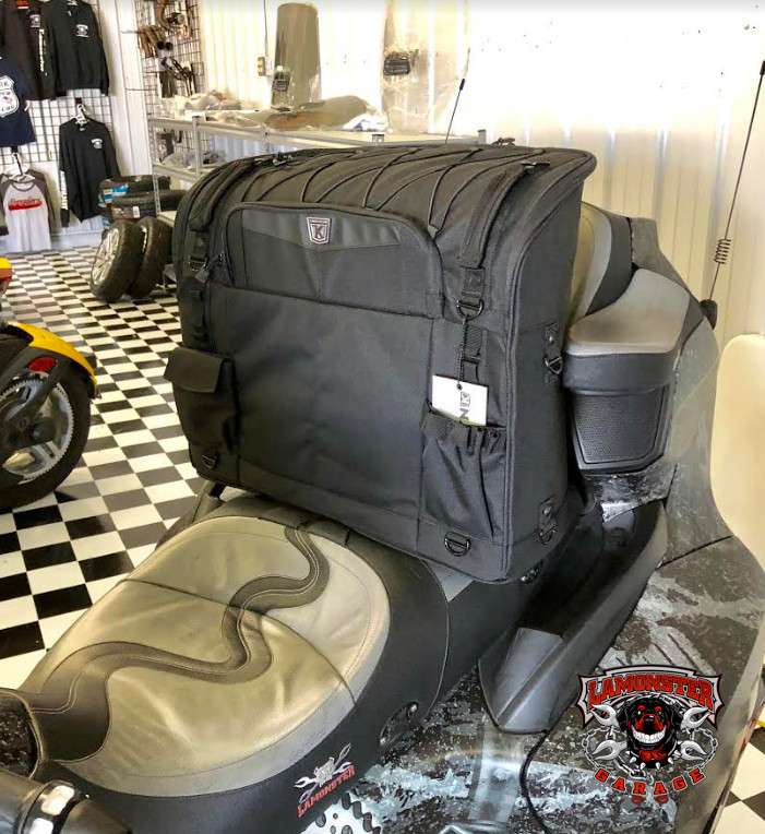 Kuryakyn Momentum Wanderer Touring Seat Bag (KYN-5286) - Lamonster