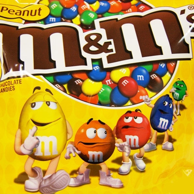 M&M's with Peanuts | 38oz Bag | Gumballs.com