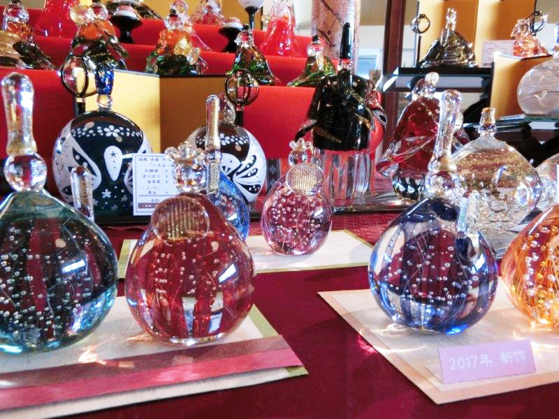 新春・黒壁の風物詩～美しいガラス雛～ | チェキポス